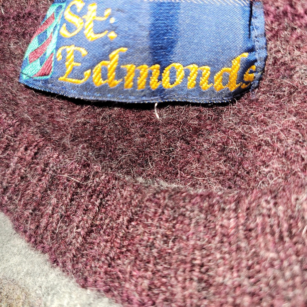 Men's sweater